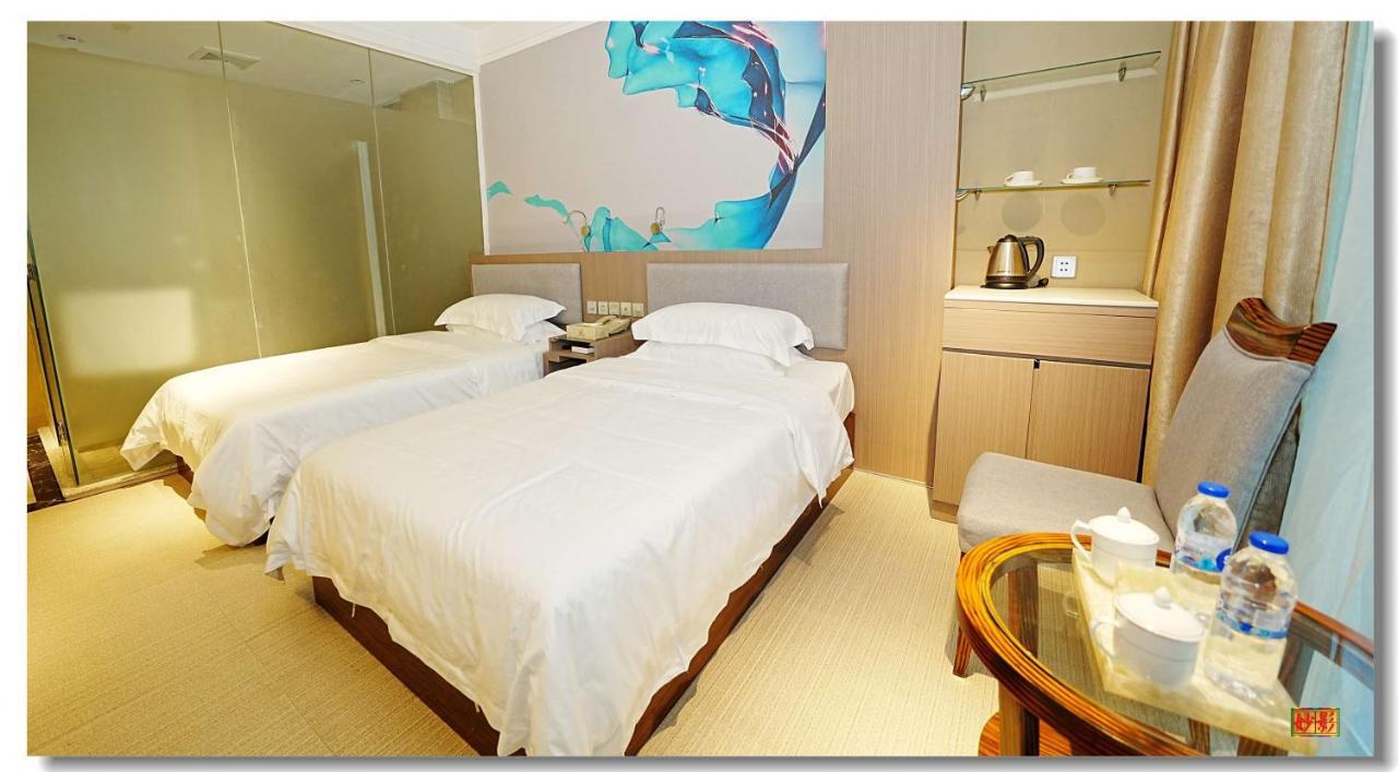 Pristinehotel Манила Экстерьер фото