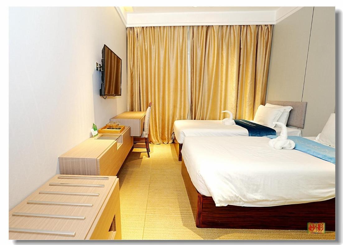 Pristinehotel Манила Экстерьер фото